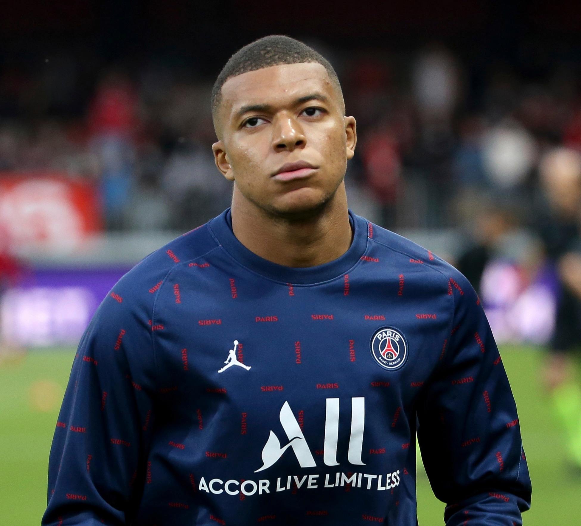 以周琦权利 以周琦权利