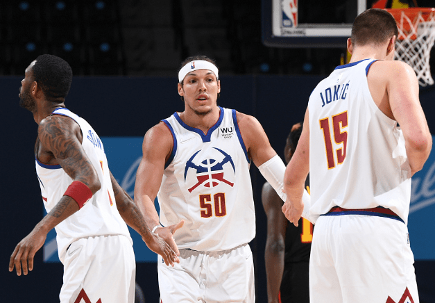 与读者同时 与读者同时